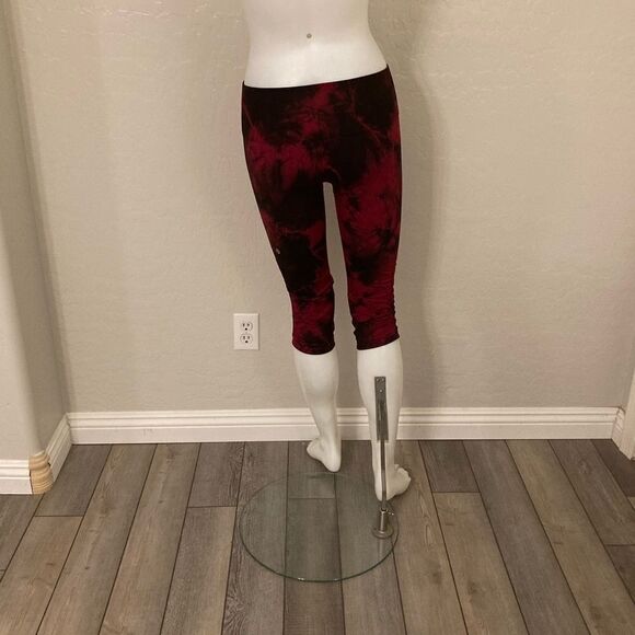 Lululemon In The Flow Crop | Wine Berry/Bordeaux Drama | Size 8 - Picture 12 of 12